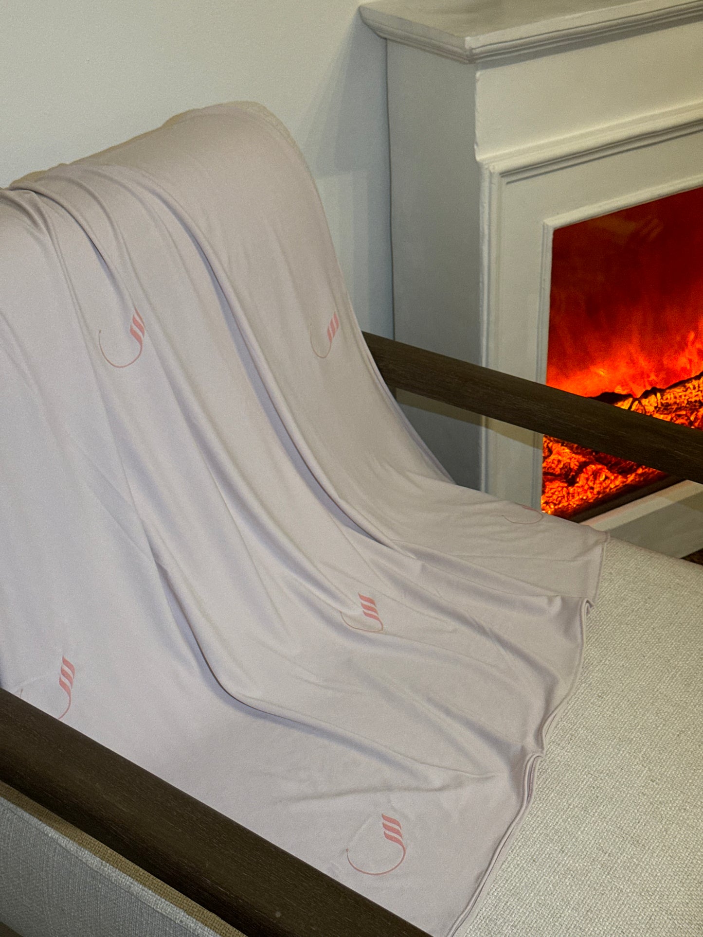 Premium flock rose pale