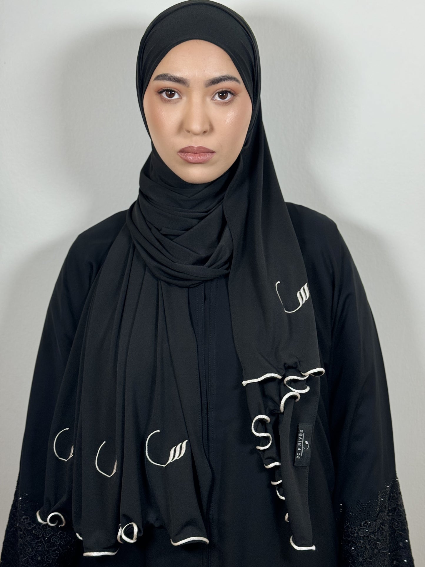 Premium Black x White س